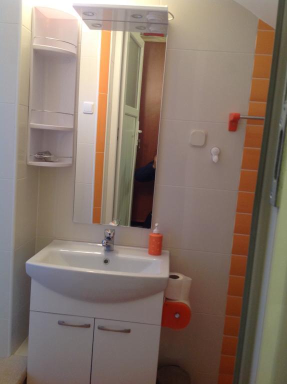 Guest House Vanessa Supetar Buitenkant foto